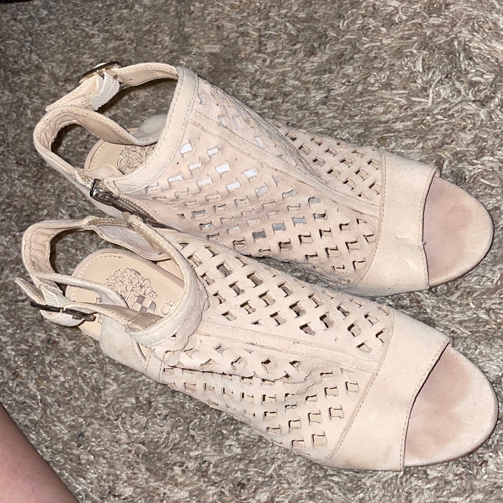 Nude Vince Camaro heel